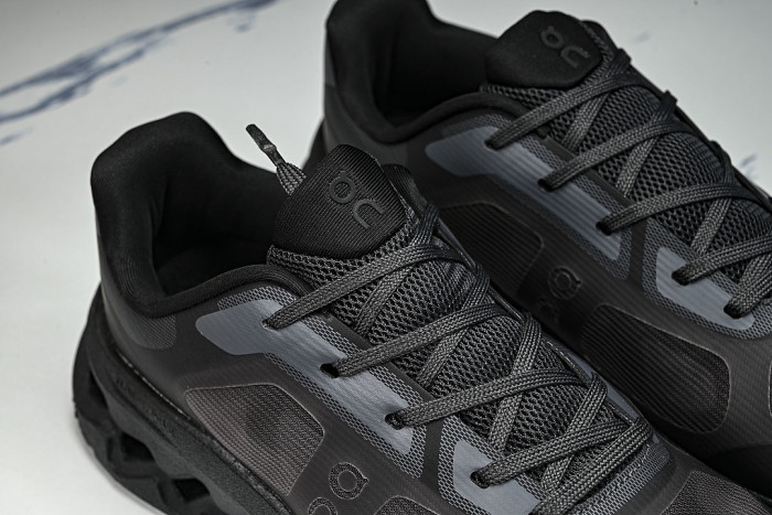 3MG10271043 ON RUNNING CLOUDTILT REMIX LIGHTWEIGHT CASUAL SHOES BLACK/BLACK/BLACK