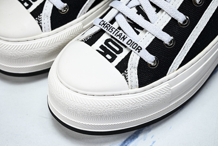 WALK'N LOW CASUAL SHOES FOR WOMEN'S DAILY SPORTS WEAR BLACK/WHITE