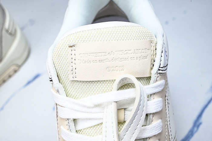 OUT OF OFFICE LEISURE SPORTS BOARD SHOES WHITE/BEIGE