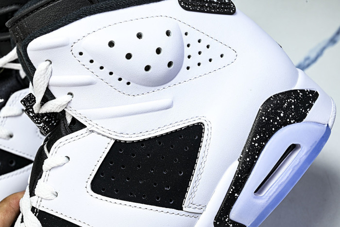 CT8529-108 AIR JORDAN AJ6 BLACK/WHITE