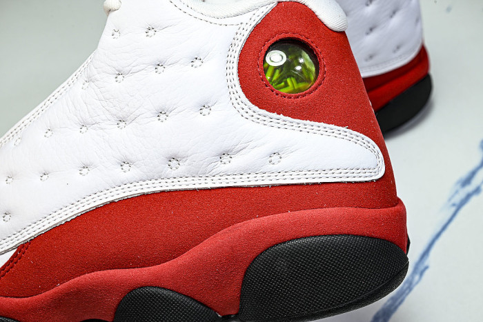414571-122 JORDAN 13 RETRO WHITE/BLACK-TRUE RED