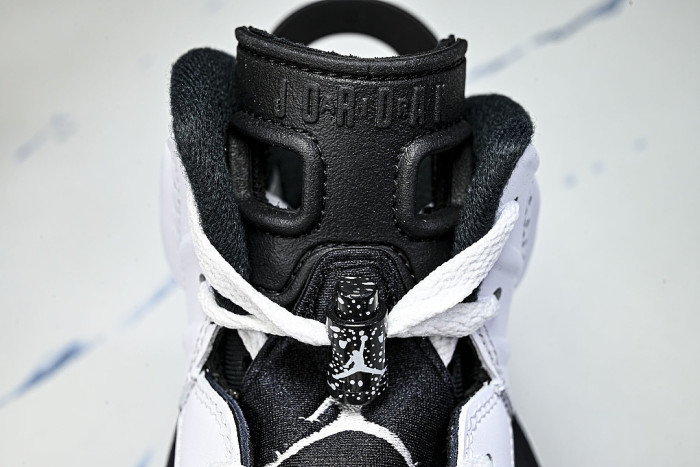 CT8529-108 AIR JORDAN AJ6 BLACK/WHITE