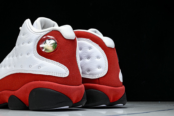 414571-122 JORDAN 13 RETRO WHITE/BLACK-TRUE RED