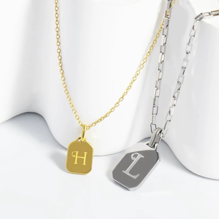 Engraved letter necklace, niche tag, couple collarbone chain, Valentine's Day gift