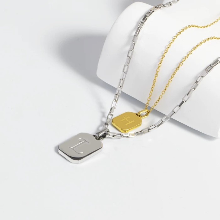 Engraved letter necklace, niche tag, couple collarbone chain, Valentine's Day gift