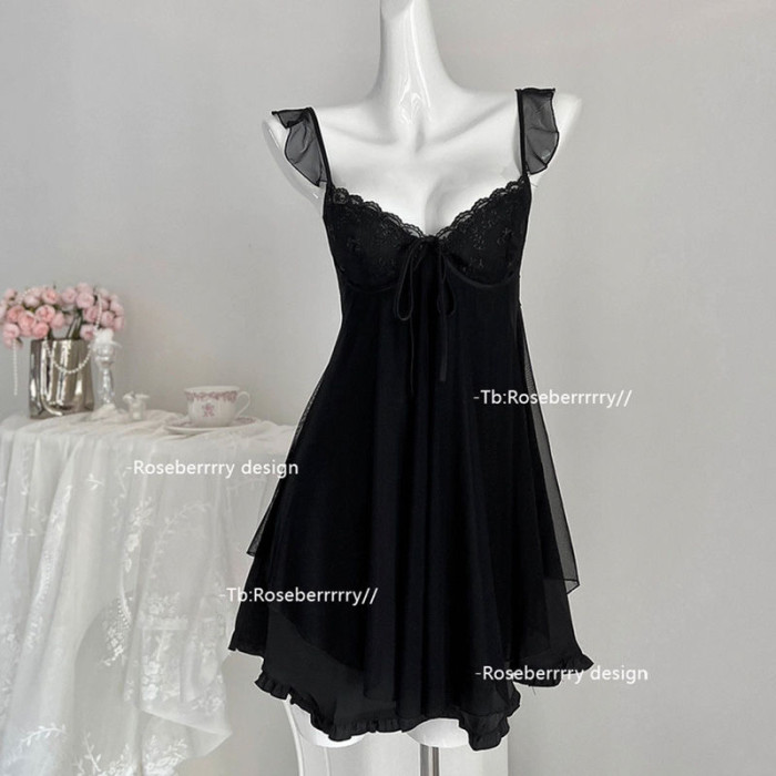 A French high-end nightgown for women's summer ice silk sleeveless halter top is sexy