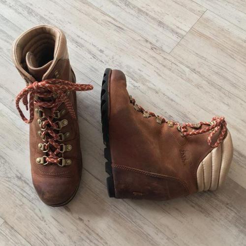 Casual Leather Wedge Heel Boots
