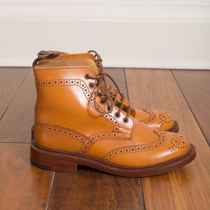 Plus Size Classic Leather Bullock Lace Up Martin Boots