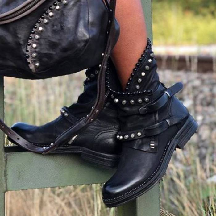 Women  Vintage and Comfortable Boots With Buckle