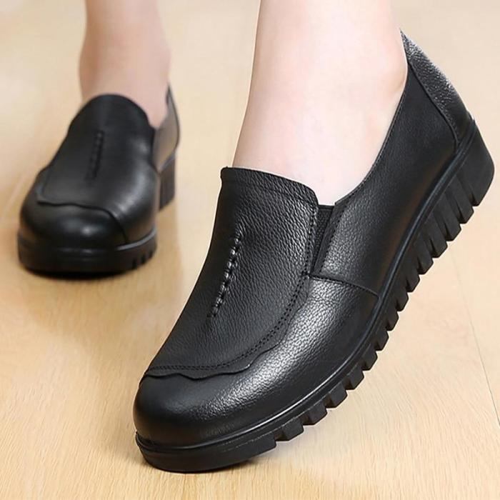Women's Shoes Made of Genuine leather Large size 4.5-9 Slip-on Flat shoes women Damping Non-slip Flat shoes 2019 News