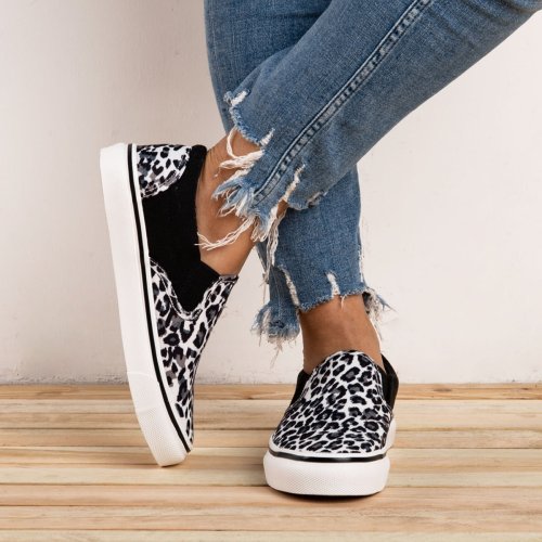 All Season Leopard Canvas Elastic Band Slip-On Loafers