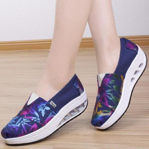 Women Height Increasing 5cm Canvas Shoes High Quality Slip-on Platform Shoes Woman Wedges Sneakers Trainers Ladies Espadrilles