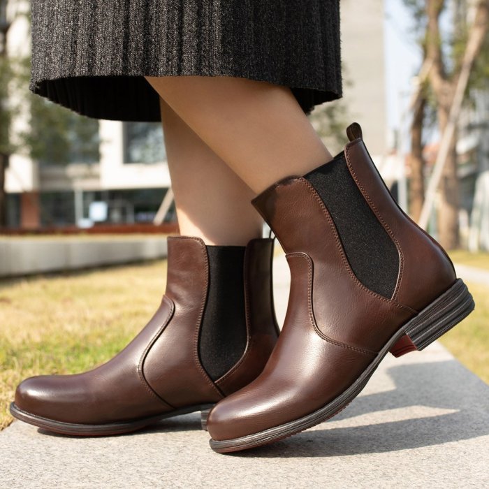 Women's Vintage Low Heel Plus Size Ankle Booties Slip-on Short Chelsea Boots