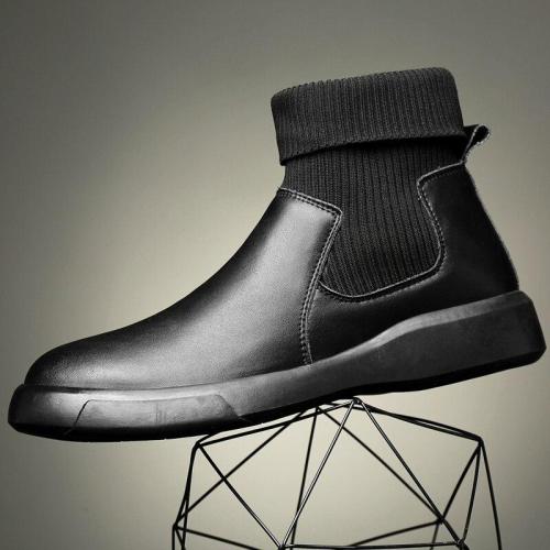 2020 winter genuine leather casual boots men's fashion wild trend winter Sock mouth shoes Plush Warm Men's Anti-skiing Boots