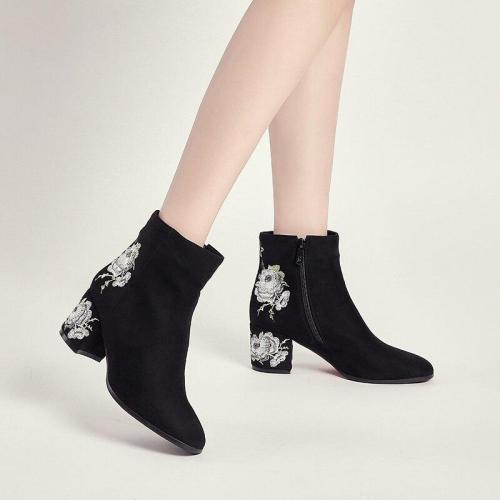 2020 Winter Shoes Women Ankle Boots Back Embroide Boots Side Zipper High Heels Botas Mujer Chunky Heels Zapatos Mujer N7762