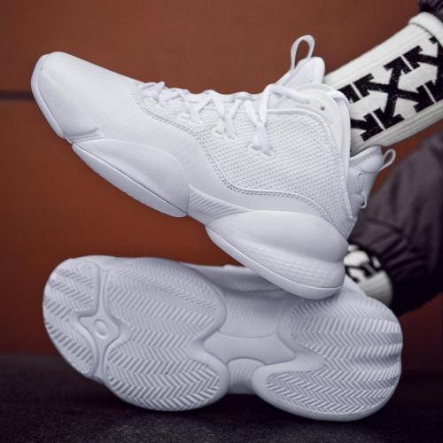 2020 Mujer  Brand Professional Basketball Shoes Men High-top Sport Cushioning Hombre Athletic Mens Shoes Comfortable Basketball
