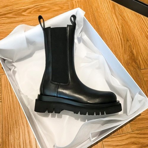 New Luxury Chelsea Boots Women Ankle Boots Chunky Winter Shoes Platform Ankle Boots Slip On Chunky Heel BV Boot Brand Designer
