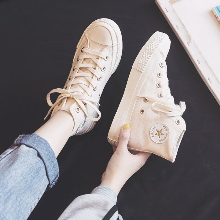 2021 Spring New Canvas Shoes Women Flat Sneakers Pink Casual Shoes Lace Up High-top Solid Color Flats Good Quality 35-40 Trainer