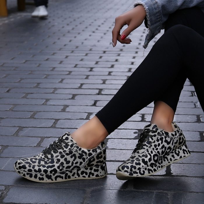 Designer Leopard Chunky Sneakers Shoes Woman 2021 Spring Non-slip Women Sneakers Platform Fashion White Lover Shoes Size