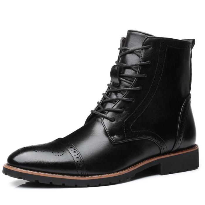 Men Pointed Toe Boots Fashion Autumn Winter Men Mid-Calf Boots Men Leather Motorcycle Boots Retro Brogue High Top Boots Dropship