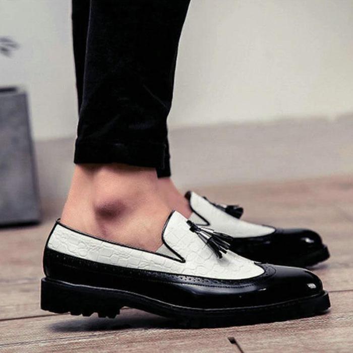 Casual Men's Dress Shoes With Tassel Flat Heel Loafers