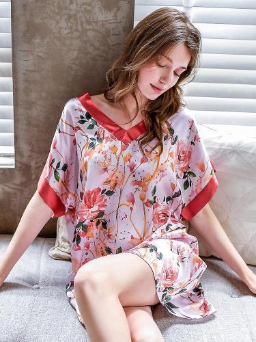 100% silk nightwear Female Nightdress Summer   Short-sleeved  Silk Nightgown Free size Plus size Silk Sleeping Dress Sleepwear