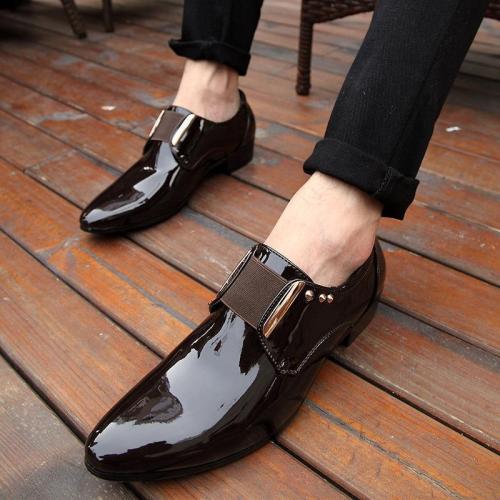 Fashion Pointed Head Bright Patent Leather