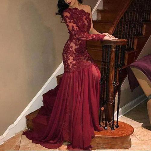 Sexy Lace One-shoulder Long-sleeved Evening Dress