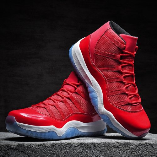 High Top Men's Basketball Shoes On Court Wearable Boy Cushioning Sneakers Sport Shoes Training Basketball Ankle Boots for Male