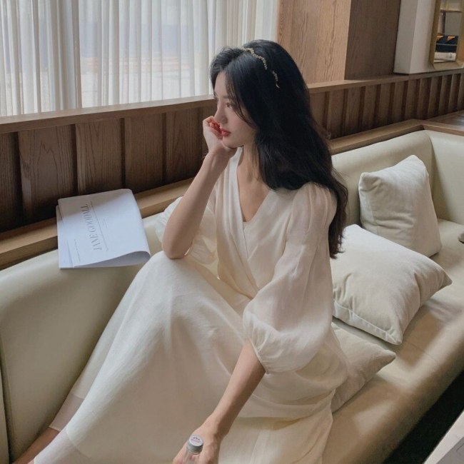 2021 Summer French Retro Dress Women Elegant Puff Sleeve Korean Dress Female Office Lady Casual V-neck Chiffon Fairy Dress