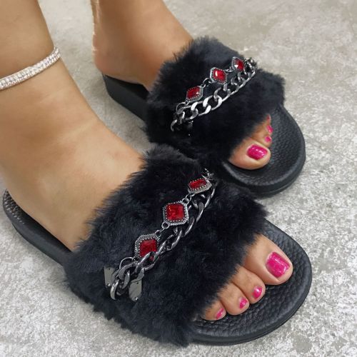 Fashionable and popular hairy slippers chain drill crafted hairy shoes