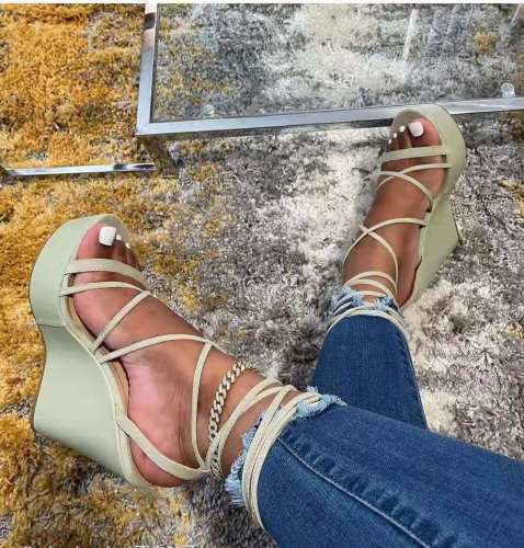 Summer new buckle strap slope with sexy fashion female sandals