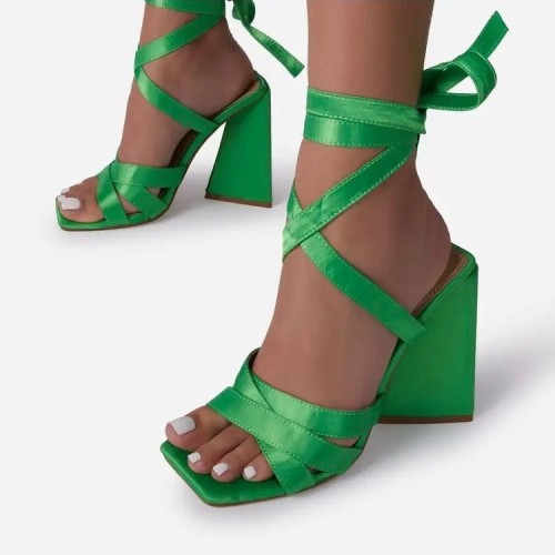 Summer new thick high with a word buckle strap fashion women sandals
