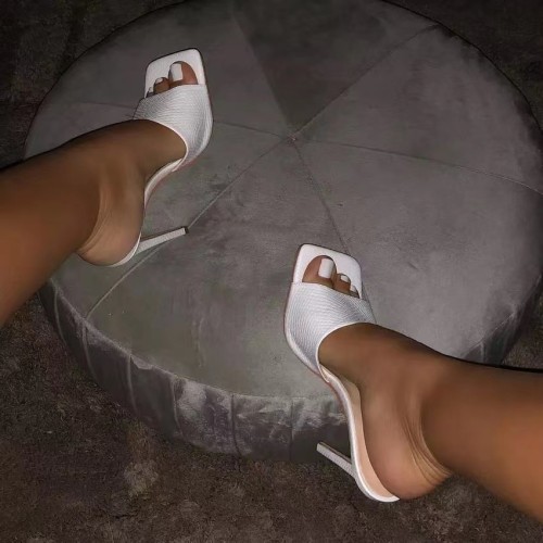 Summer new T-shaped fine high heel sexy fashion female sandals