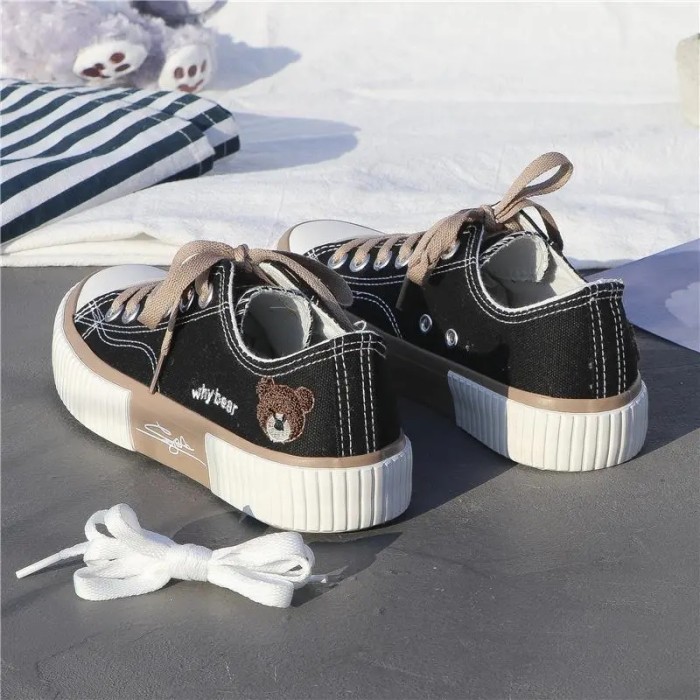 Spring Autumn Women's Black and White Bear Lace Up High Top Canvas Sneakers