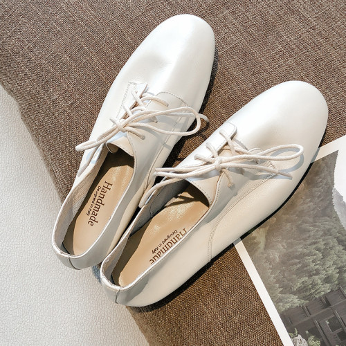 Women's White Shoes Soft Cowhide Round Toe Flats Comfortable Shoes