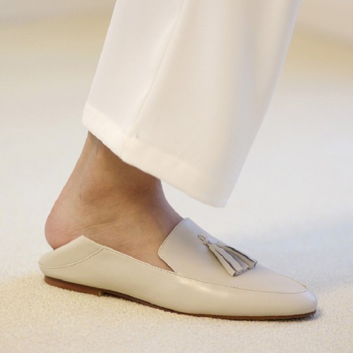 Women's Leather Round Toe Flat Tassel Loafers