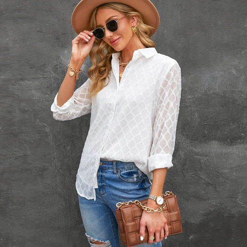 The new lace long-sleeved shirt solid color loose casual ladies shirt