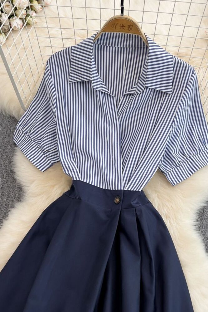 2022 Summer New Fashion Temperament Elegant Striped Spell Receive Waist Short-Sleeved Dress