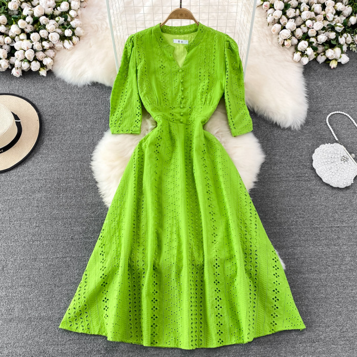 Summer New Retro Temperament Elegant V-neck Bubble Sleeve Hollow A-Line Dress Travel Photo Seaside Vacation Beach Dress