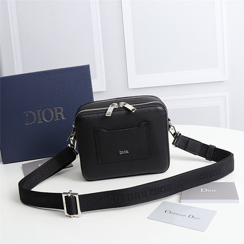 DIOR 2CABC120YMJ GRAINED CALFSKIN POUCH WITH SHOULDER STRAP BLACK