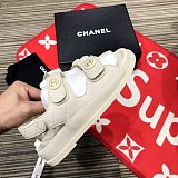 Designer Women Sandals Crystal Calf leather Classic quilted Platform Fashion Casual Shoes Summer Beach Womens Slides slipper size 35-40 With box