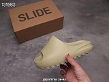 slides men women slippers Desert Sand Core Soot Bone Earth Brown Foam Runner triple white black outdoor sandals with box