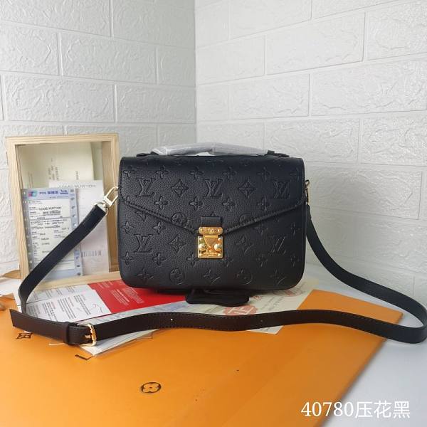 Louis Vuitton Embossed Metis Shoulder Bag M40780 Black