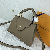 Louis Vuitton Capucines M48870 Hobo Bag LV Women's bag 5 Colors