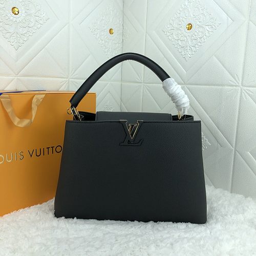 Louis Vuitton Capucines M48870 Hobo Bag LV Women's bag 36.0*23.0*14.0 CM