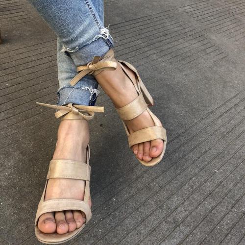 Elegant Cross Strap Peep Toe Sandals