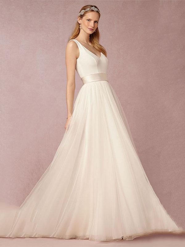 Classical White V-Neck Sleeveless Maxi Dress Evening Dress