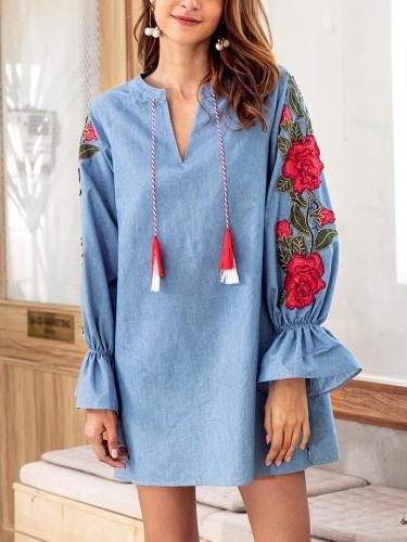 Autumn Long sleeve V neck Embroidery Shift Dresses