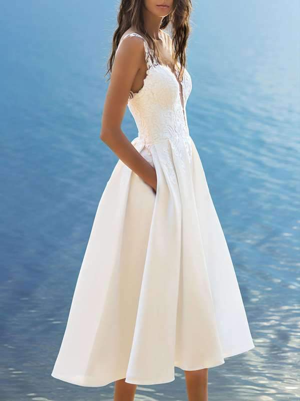 Elegant v-neck halter white evening dress